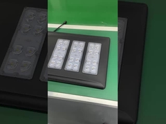 Làm cho tương lai được an toàn Tất cả trong một đèn đường năng lượng mặt trời