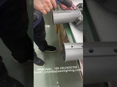 Đèn LED chống nước được sử dụng trong kho, nhà máy công nghiệp, xưởng logistics.