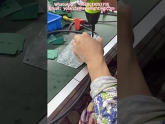 Kiểm tra độ sáng hạt đèn chiếu sáng sân vườn bằng nhôm đúc.