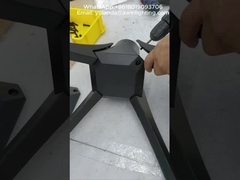 Thiết lập đèn vườn nhôm và thử nghiệm ánh sáng lưới.