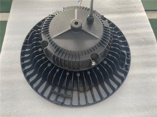 CE RoHS hiệu quả cao 100W 150W 200W UFO High Bay Light cho Xưởng kho Áp Đèn phòng tập thể dục